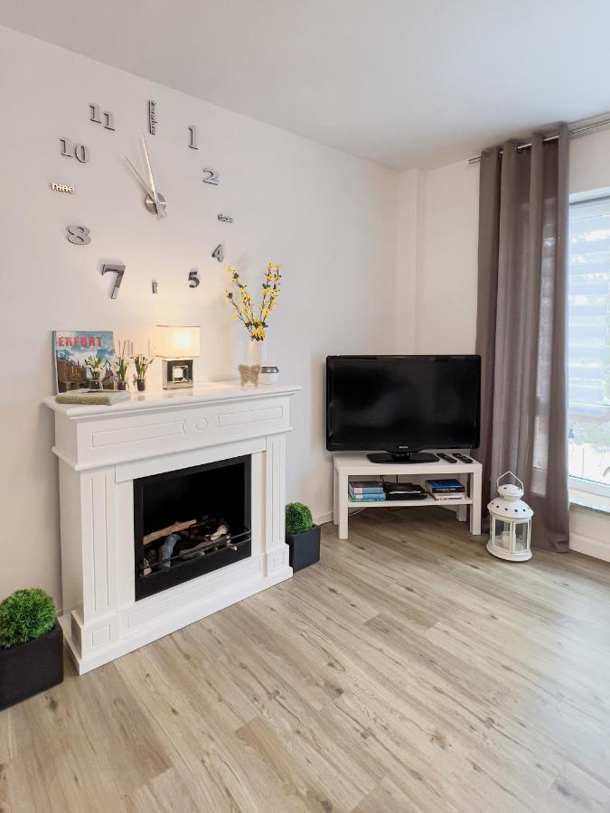 Schoene Helle & Gemuetliche Wohnung In Altstadtnaehe Erfurt Exterior foto