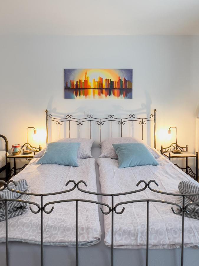 Schoene Helle & Gemuetliche Wohnung In Altstadtnaehe Erfurt Zimmer foto